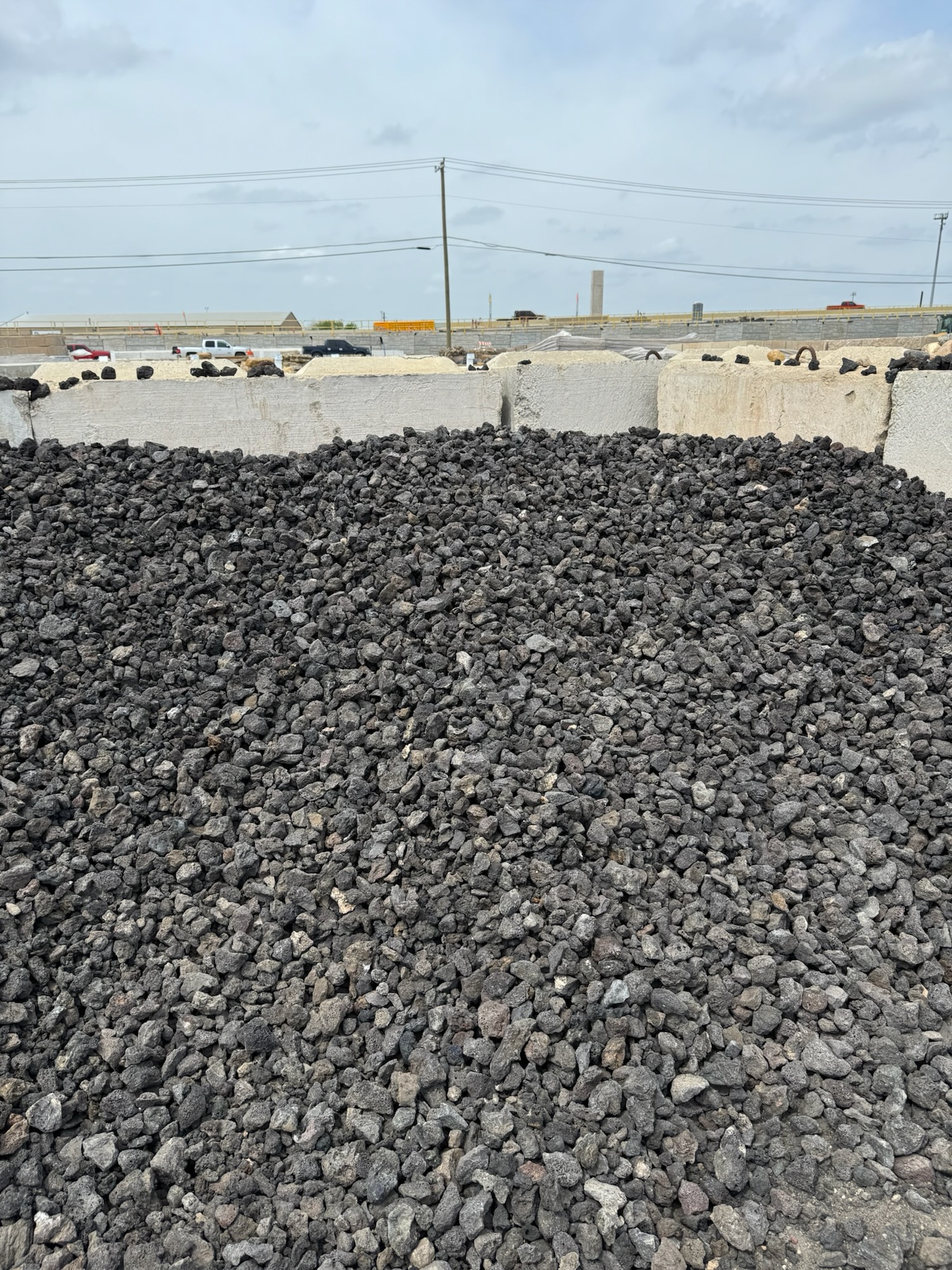 Black Lava Rock thumbnail 3