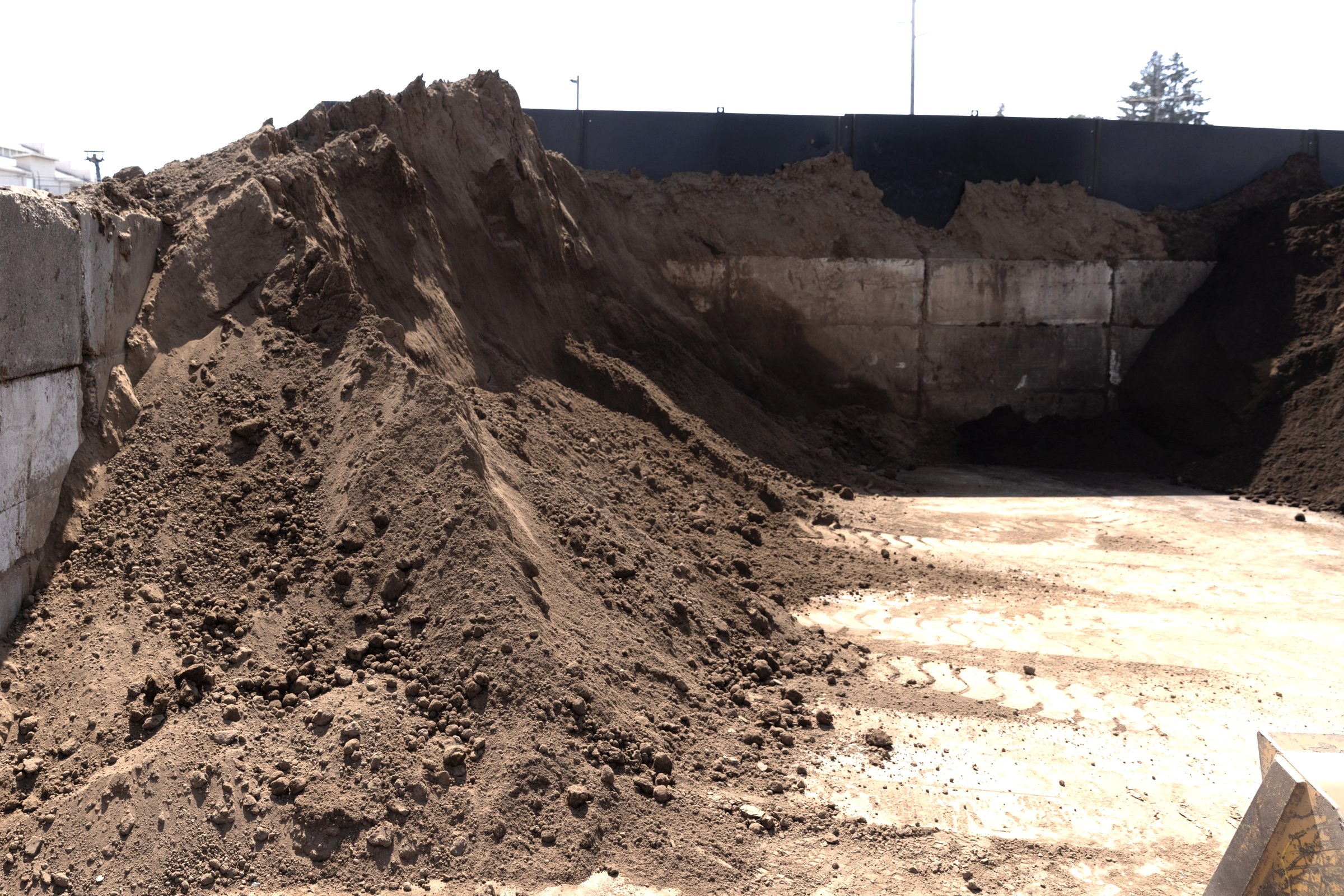 Sandy-loam Topsoil — photo 3