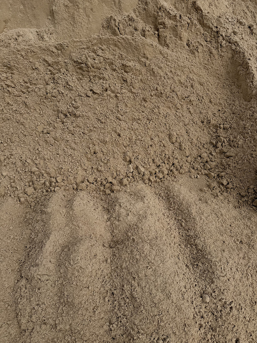 Screened Cushion Sand 1" Minus — photo 3