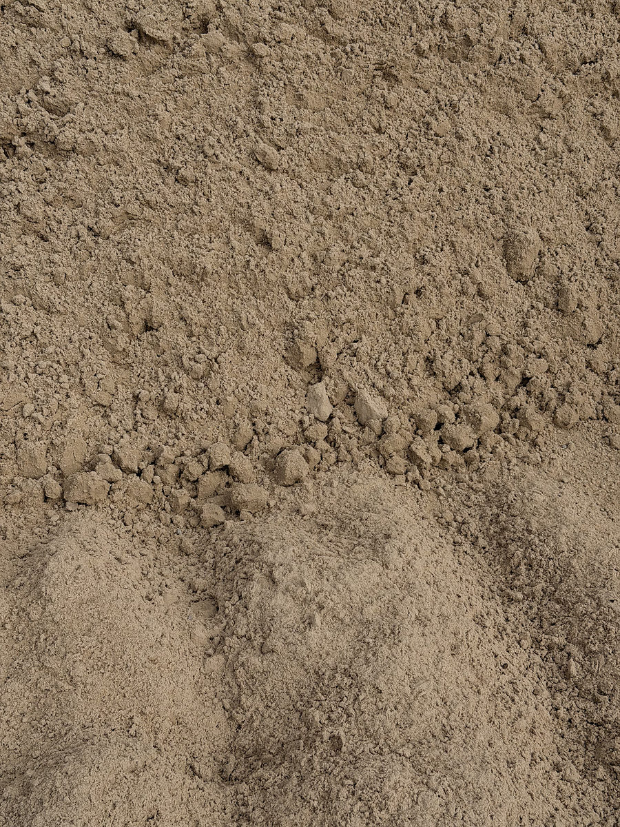 Screened Cushion Sand 1" Minus — photo 2
