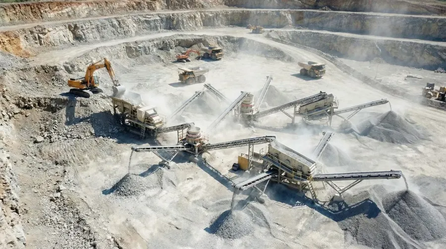 Limestone quarry crushing and screening operation showing production process