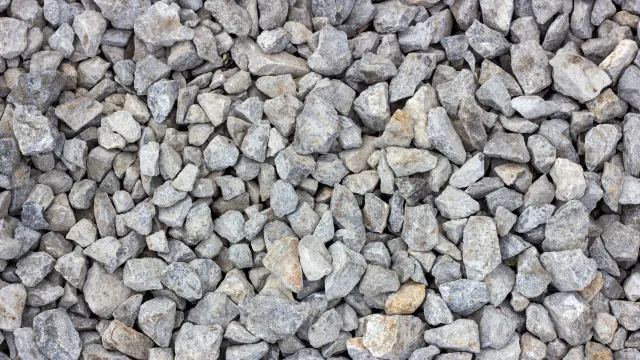 How Much Does a Yard of Gravel Weigh?