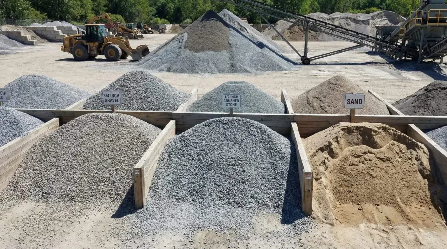 Finished screened stone materials in different sizes
