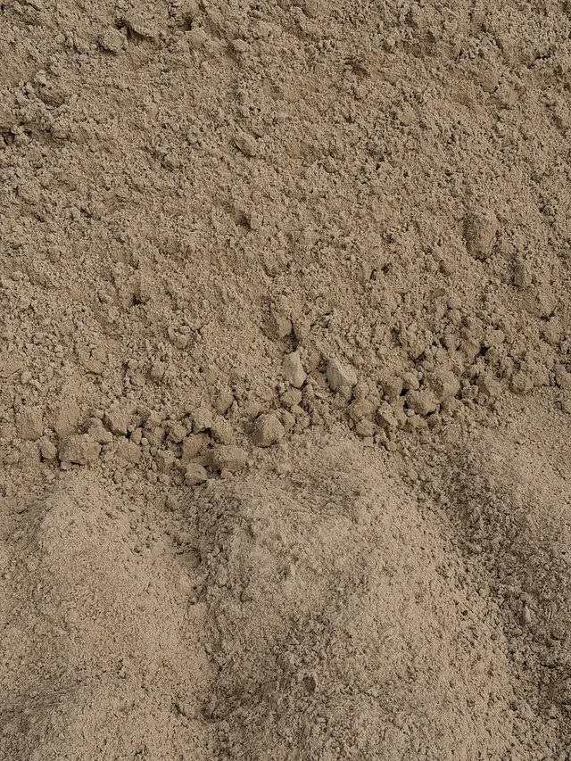 Screened Cushion Sand 1" Minus