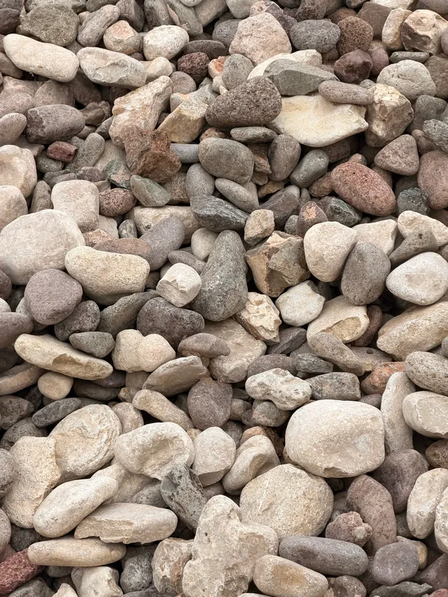 River Rock Sabine 2-4"