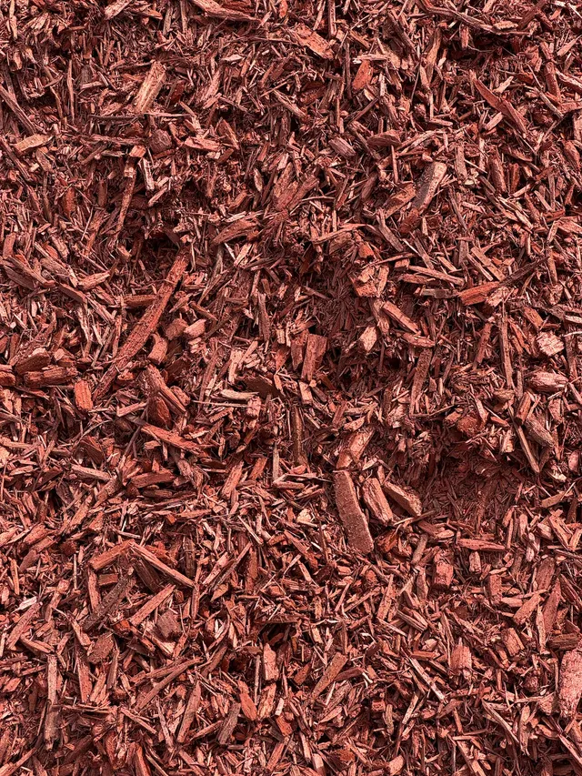Shredded Red Mulch — photo 4