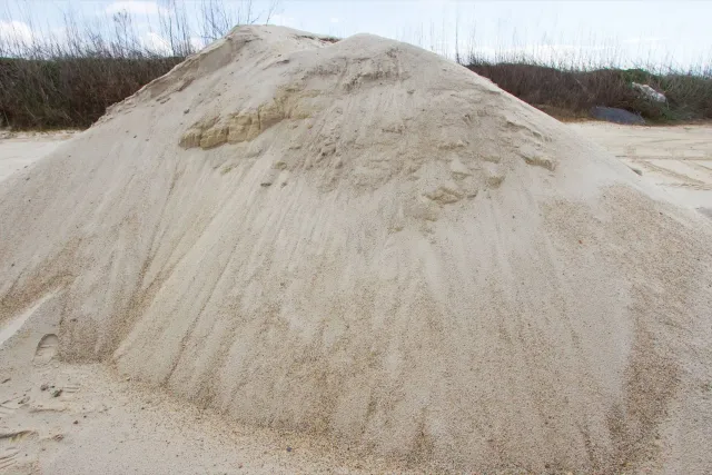 White Mason Sand — photo 4