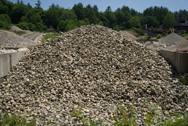 Natural Round River Stone (1 1/2"–3") — photo 2