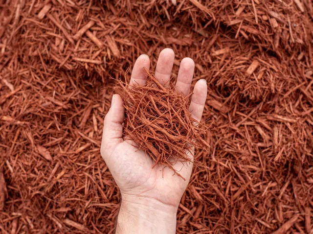 Shredded Red Mulch