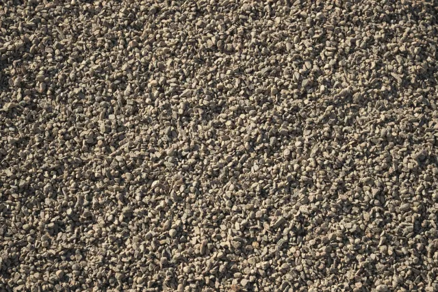 3/8" Natural Pea Gravel — photo 3