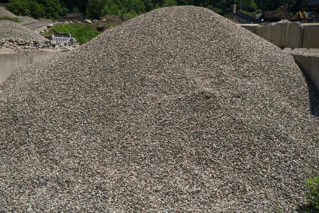 Washed Stone (3/8") — photo 2