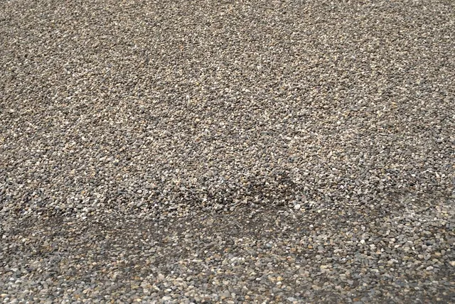 3/4" Washed Stone — photo 2