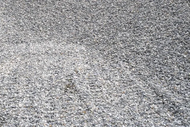 3/4" White Limestone — photo 2