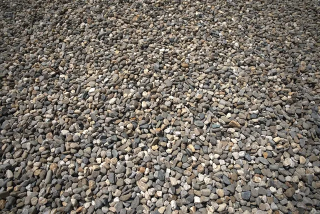 1 1/2" Washed Stone — photo 2