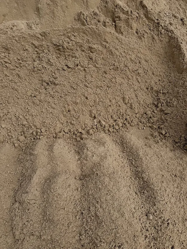 Screened Cushion Sand 1" Minus — photo 4