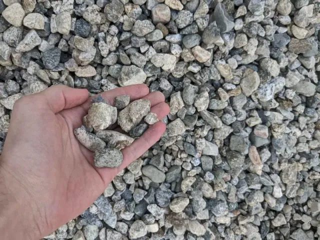 1 1/2" Crushed Gravel — photo 2