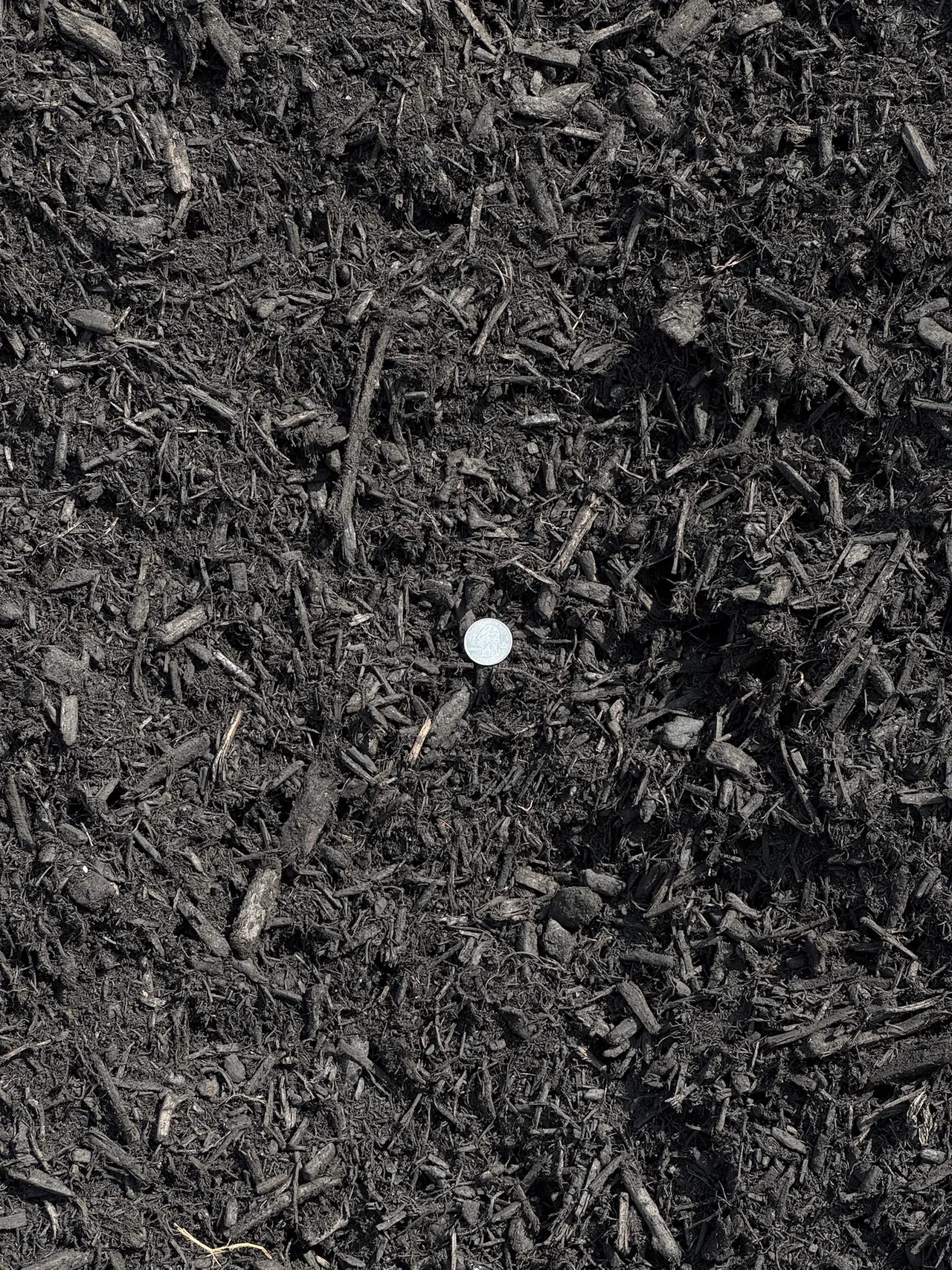 Shredded Black Mulch — image 2 of 5